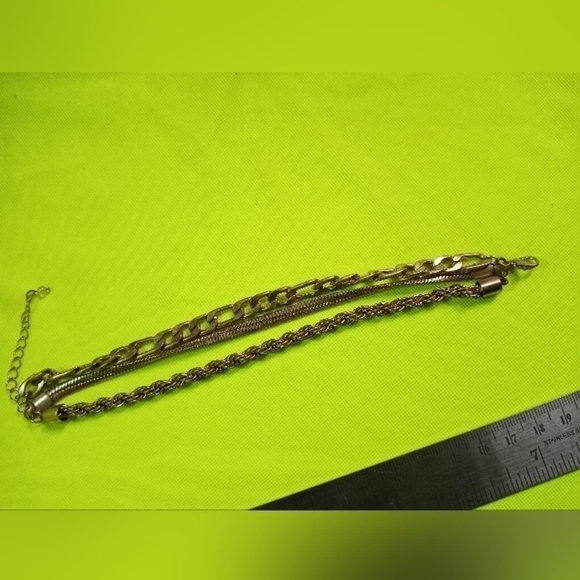 Goldtone triple chain bracelet rope curb snake 🐍 - Picture 3 of 3